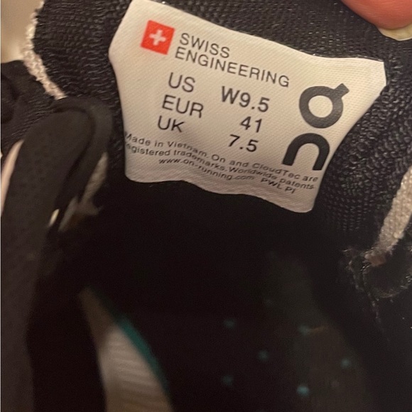 Cloudflow Womens Active Running ON Size 9.5 🌥☁️ - Picture 10 of 12